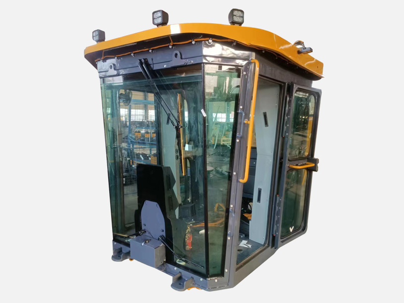 大馬力平地機駕駛室